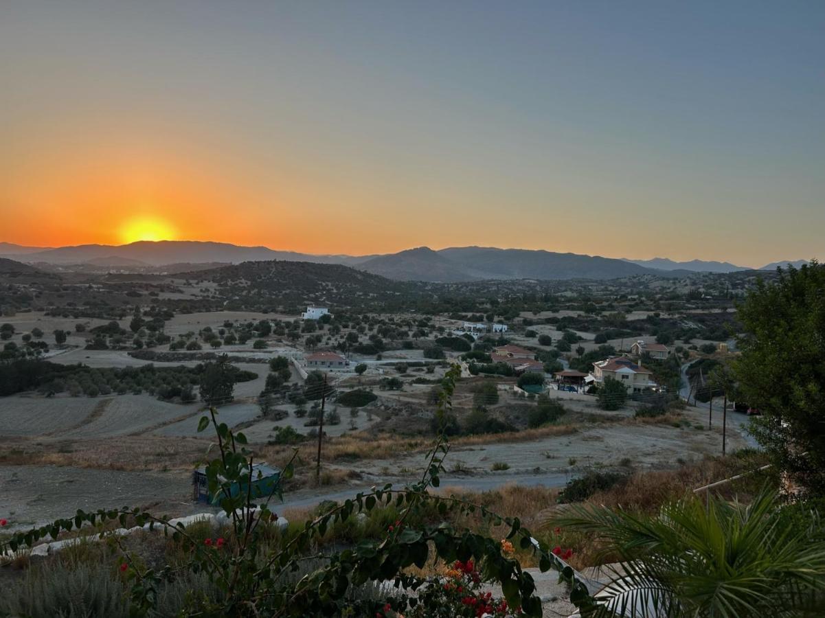 Endless Sunset Villa Pentakomo Bagian luar foto
